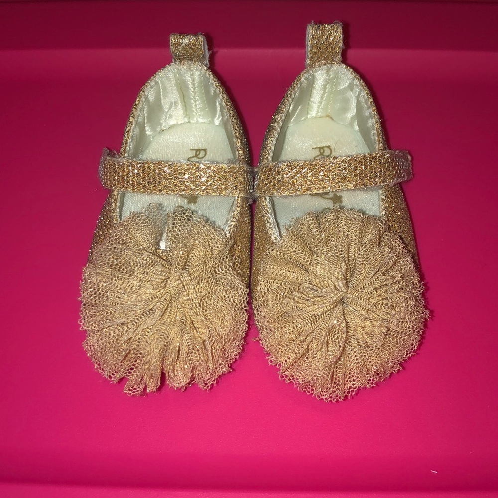 Glitter baby shoes